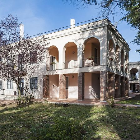 Hotel Villa Del Cardinale Norma Kültér fotó