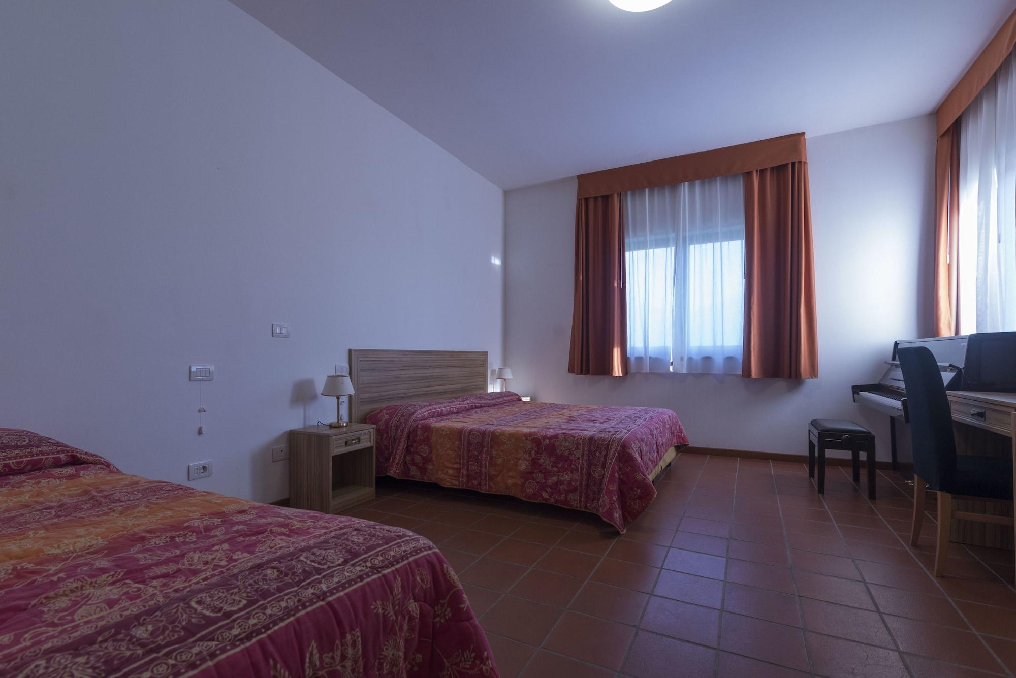 Hotel Villa Del Cardinale Norma Kültér fotó